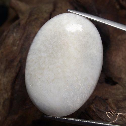 32.15ct Natural Blanco cálido Escolecita, Ovalada, Opaco