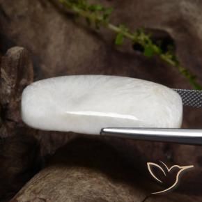 Escolecita Blanco apagado natural de 28.79 ct, Forma Cojín, Opaco