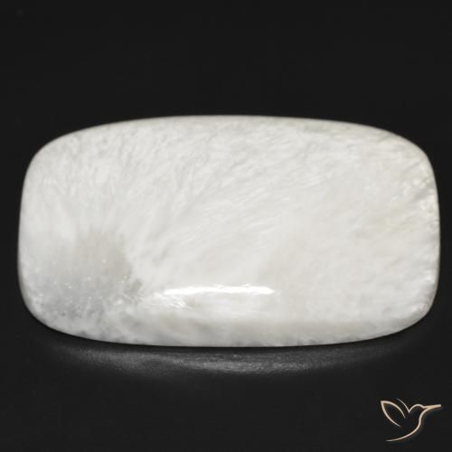 Escolecita Blanco cálido natural de 32.82 ct, Forma Cojín, Opaco