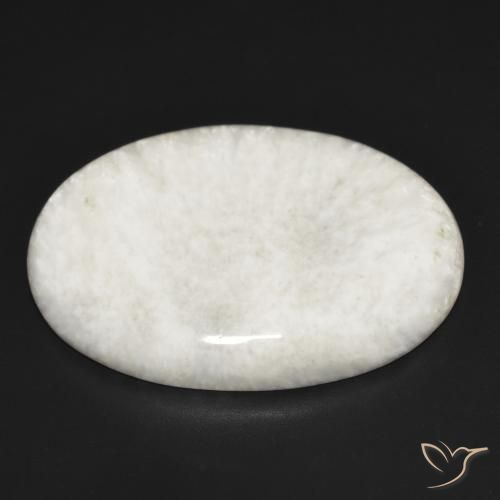 Escolecita Blanco claro natural de 25.44 ct, Ovalada, Opaco