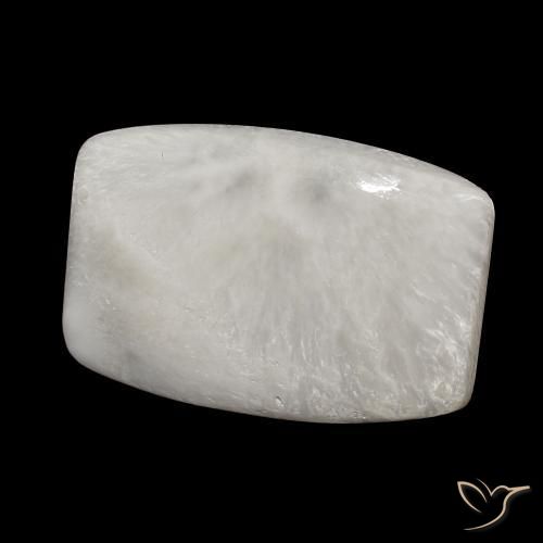 Escolecita Blanco crema natural de 18.97 ct, Forma Cojín, Opaco