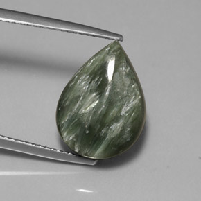 Serafinita verde natural de 8,63 ct, en forma de pera, opaco