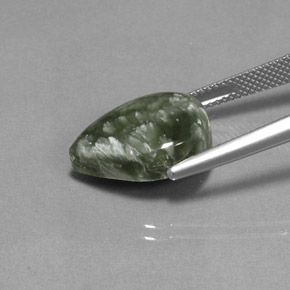 Serafinita verde natural de 8,25 ct, en forma de pera, opaco