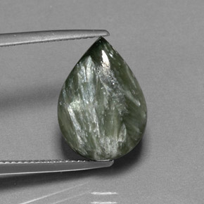 Serafinita verde natural de 7,95 ct, en forma de pera, opaco