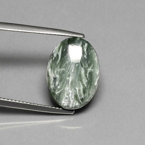 Serafinita verde natural de 8,94 ct, corte óvalo, opaco