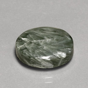 Serafinita verde natural de 7,88 ct, corte óvalo, opaco