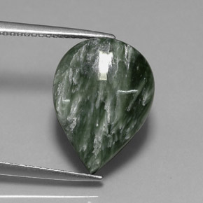 Serafinita verde natural de 8,33 ct, en forma de pera, opaco