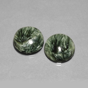 Gemas de serafinita verde natural de  ct, corte redondo, opaco