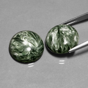 Gemas de serafinita verde natural de  ct, corte redondo, opaco