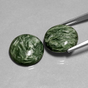 Gemas de serafinita verde natural de  ct, corte redondo, opaco