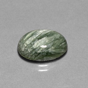 Serafinita verde natural de 4,69 ct, corte óvalo, opaco