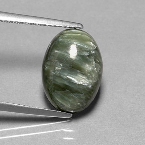 Serafinita verde natural de 4,60 ct, corte óvalo, opaco