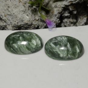 Gemas de serafinita verde natural de 21,06 ct, corte óvalo, opaco