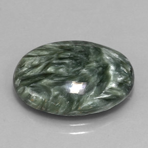 Serafinita verde natural de 11,98 ct, corte óvalo, opaco