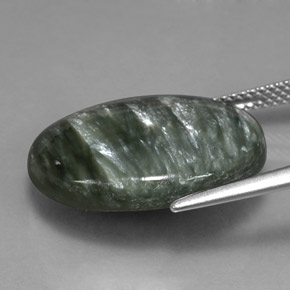 Serafinita verde natural de 11,23 ct, corte óvalo, opaco
