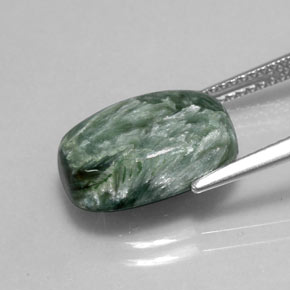 Serafinita verde natural de 5,41 ct, corte cojín, opaco