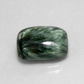 Serafinita verde natural de 6,39 ct, corte cojín, opaco