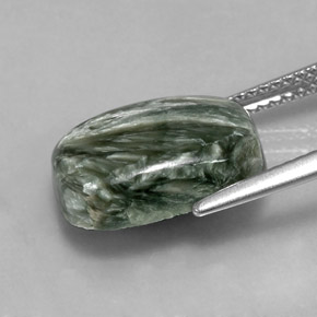 Serafinita verde natural de 5,67 ct, corte cojín, opaco