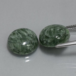 Gemas de serafinita verde natural de  ct, corte redondo, opaco