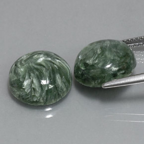 Gemas de serafinita verde natural de  ct, corte redondo, opaco