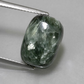 Serafinita verde natural de 6,35 ct, corte cojín, opaco