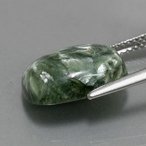 Serafinita verde natural de 5,70 ct, corte cojín, opaco