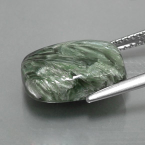 Serafinita verde natural de 6,09 ct, corte cojín, opaco