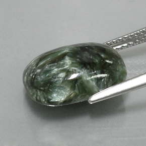 Serafinita verde natural de 5,73 ct, corte cojín, opaco
