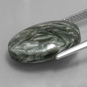 Serafinita verde natural de 9,46 ct, corte óvalo, opaco