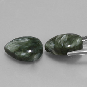 Gemas de serafinita verde natural de  ct, en forma de pera, opaco