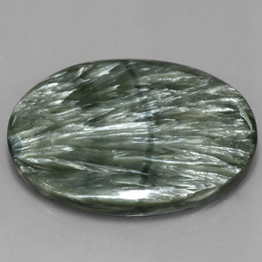 Serafinita verde natural de 54,90 ct, corte óvalo, opaco