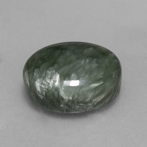 Serafinita verde natural de 6,53 ct, corte óvalo, opaco