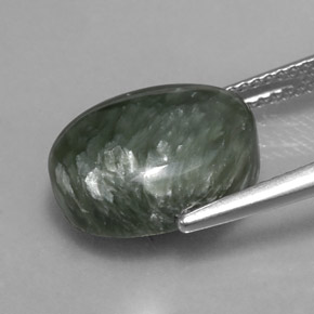 Serafinita verde natural de 6,53 ct, corte óvalo, opaco