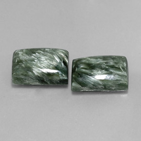 Gemas de serafinita verde natural de  ct, baguette, opaco