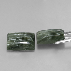 Gemas de serafinita verde natural de  ct, baguette, opaco