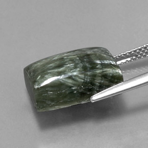 Serafinita verde natural de 9,33 ct, baguette, opaco