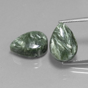 Gemas de serafinita verde natural de 11,17 ct, en forma de pera, opaco