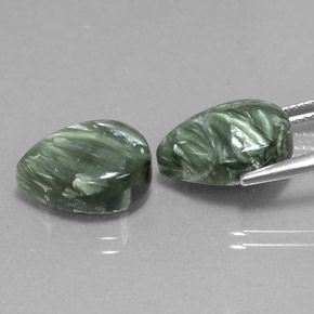 Gemas de serafinita verde natural de  ct, en forma de pera, opaco