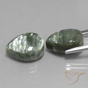 Gemas de Serafinita Verde natural de 12.42 ct, En forma de pera, Opaco