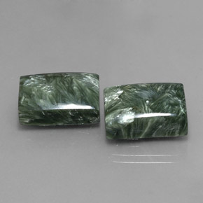 Gemas de serafinita verde natural de  ct, baguette, opaco