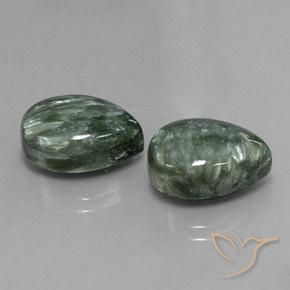 Gemas de Serafinita Verde musgoso natural de 12.30 ct, En forma de pera, Opaco