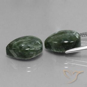 Gemas de Serafinita Verde musgoso natural de 12.30 ct, En forma de pera, Opaco