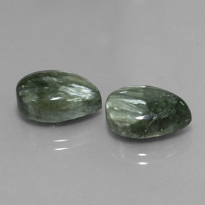 Gemas de serafinita verde natural de  ct, en forma de pera, opaco