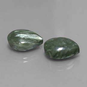 Gemas de serafinita verde natural de 10,07 ct, en forma de pera, opaco