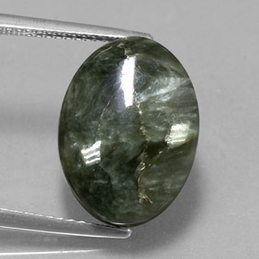 Serafinita verde natural de 9,33 ct, corte óvalo, opaco