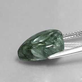 Serafinita verde natural de 5,31 ct, en forma de pera, opaco