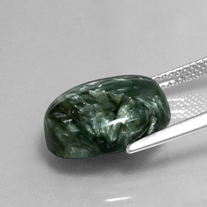 Serafinita verde natural de 7,60 ct, corte óvalo, opaco