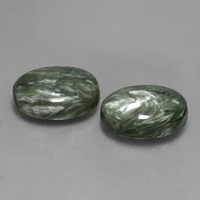 Gemas de serafinita verde natural de 11,70 ct, corte óvalo, opaco