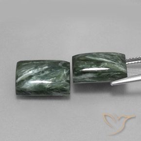 Gemas de Serafinita Verde medio natural de 15.52 ct, Corte Baguette, Opaco
