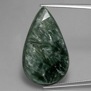 Serafinita verde natural de 19,58 ct, en forma de pera, opaco